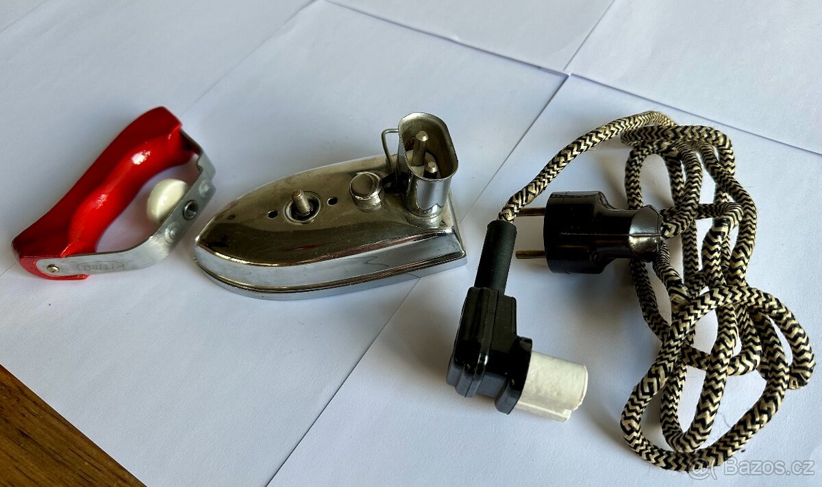 Stará cestovní žehlička Německo KRÁSNÝ STAV s ORIGINAL dokum - 2