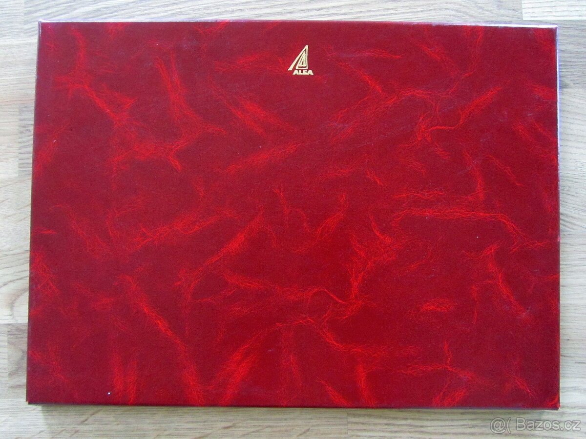 Praha – fotografie z letadla, sběratelská sada 15 kusů. - 2