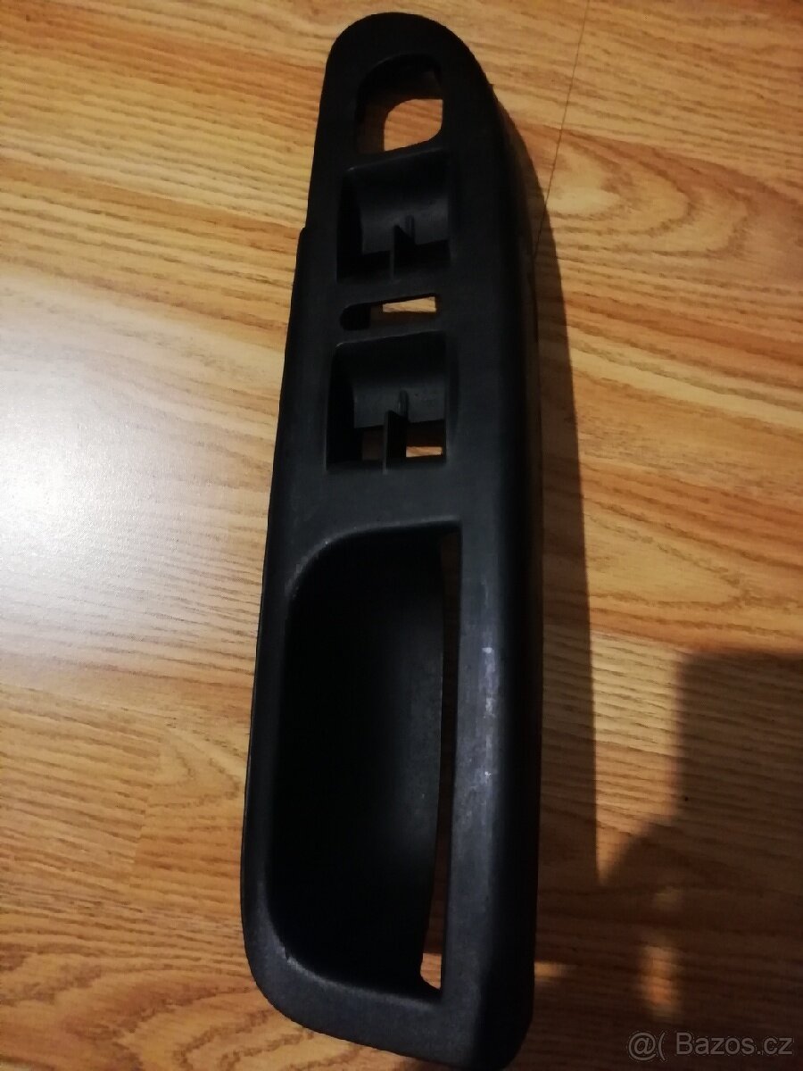 Madlo dveří VW Passat B6 3C - 2