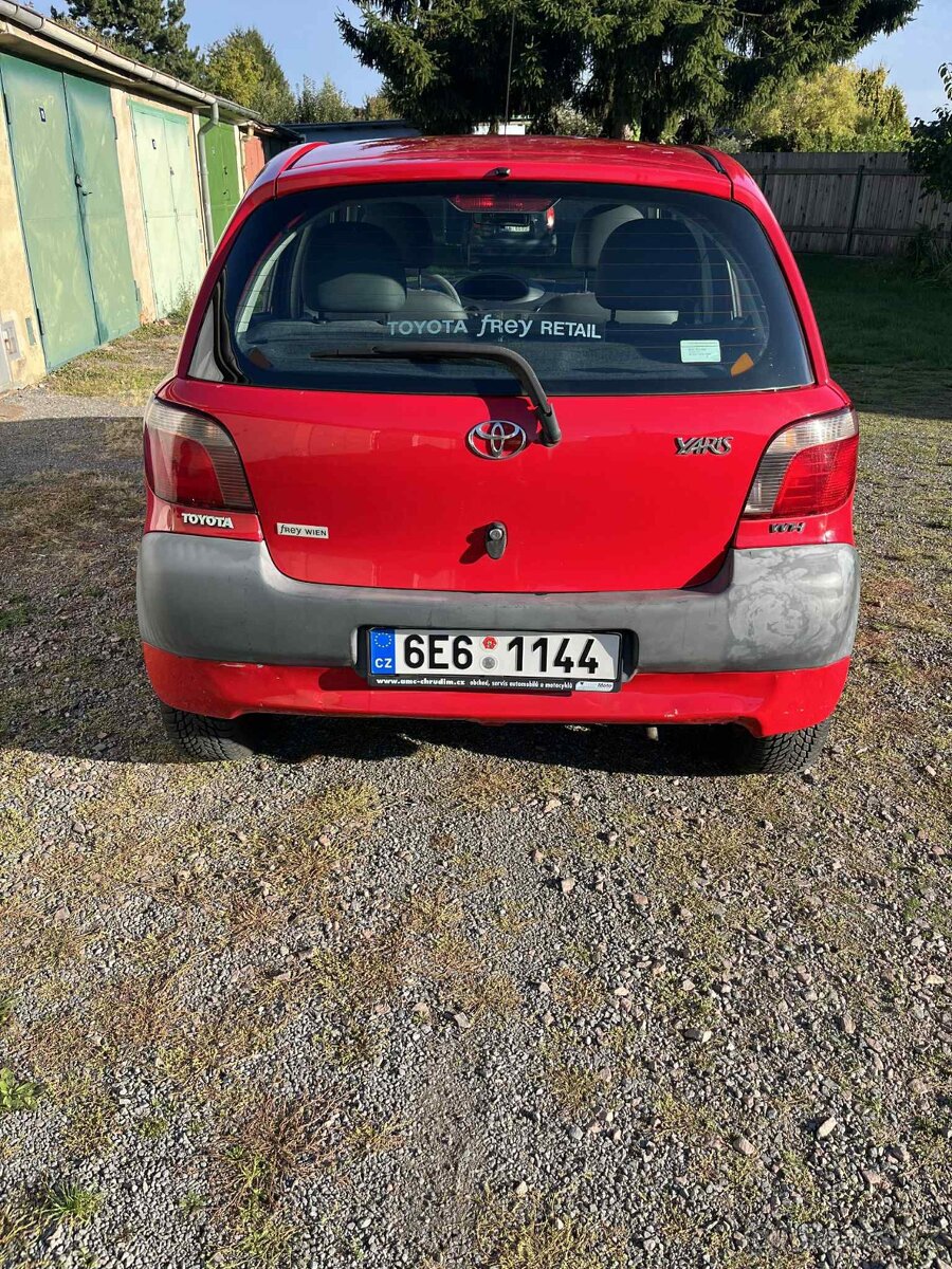 Toyota Yaris 1.0 - 2