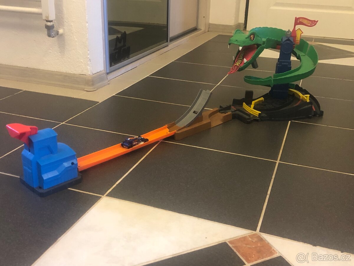 Hot wheels T-Rex dráha - 2