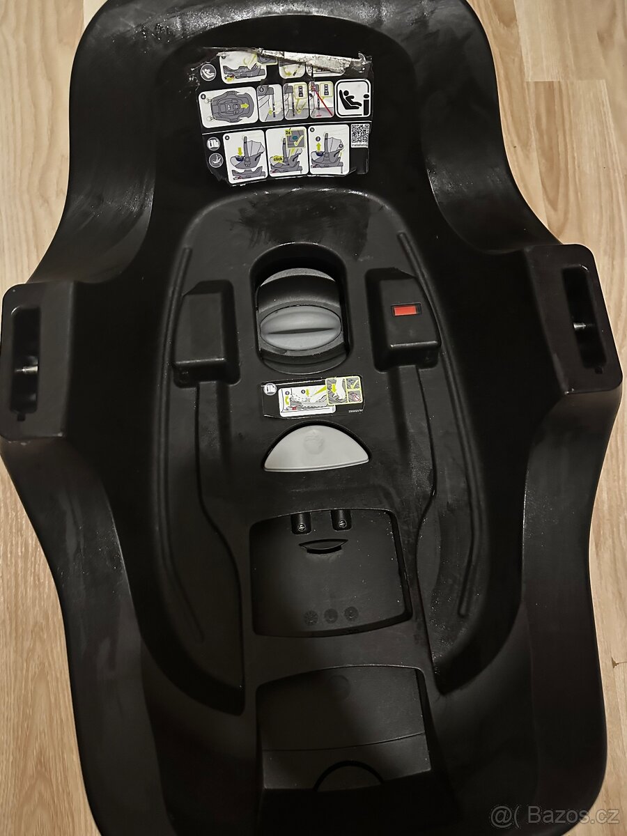Vajíčko + isofix značka britax romer - 2