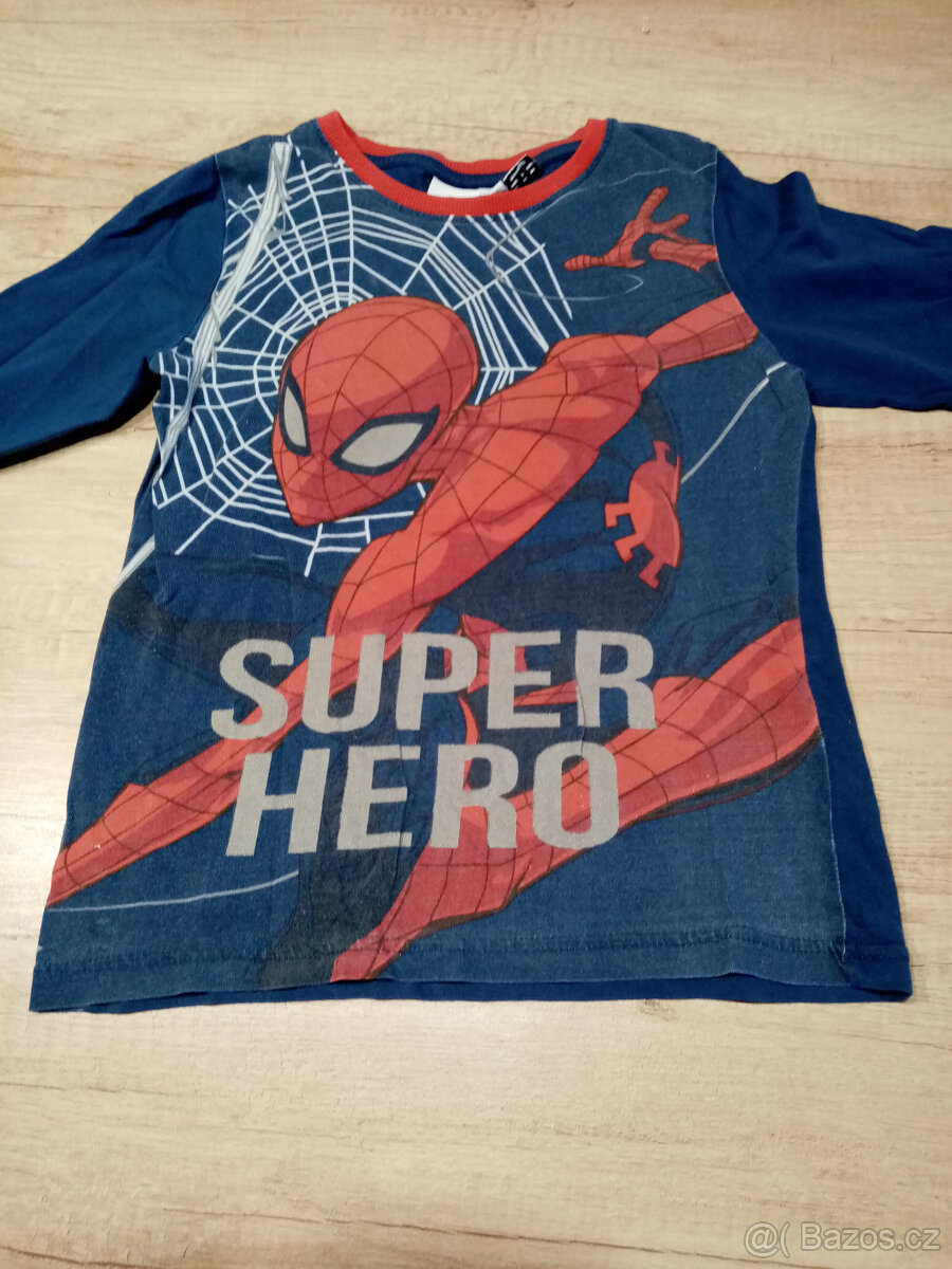 pyžamo spiderman vel. 122/128 - 2