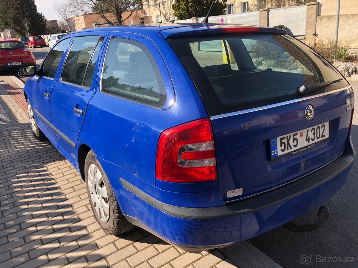 Škoda Octavia II combi 1,6 Mpi - 2