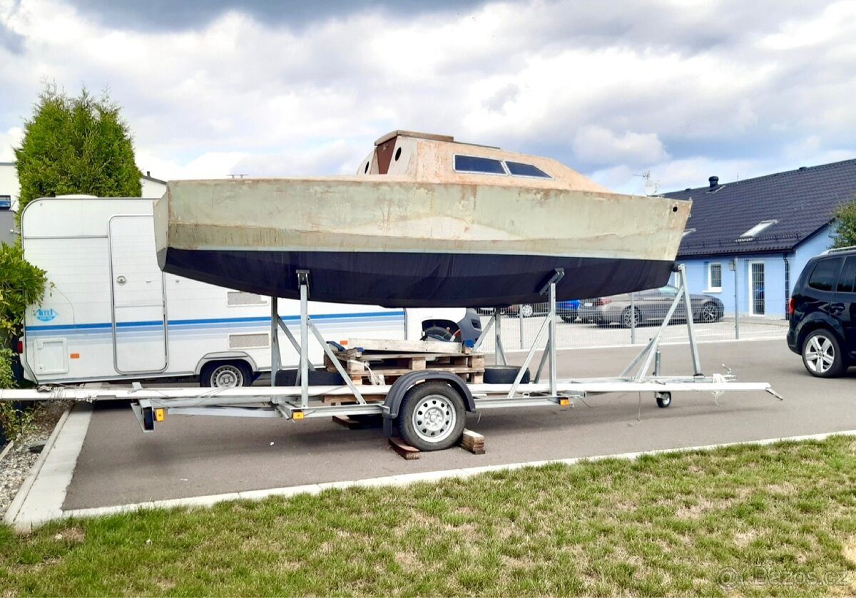 Kajutová plachetnice 5m - 2