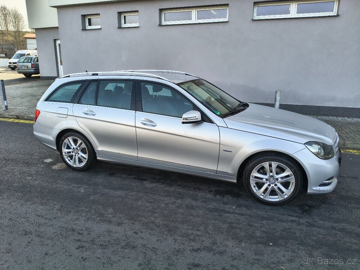 Mercedes C-klaase 180 CGI 110kw - 2