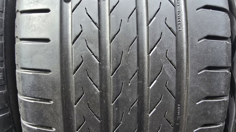 Letní pneu 225/55/18 Continental - 2