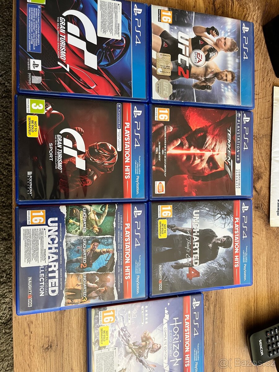 PS4 slim 500gb + 7 her 1 ovladač - 2