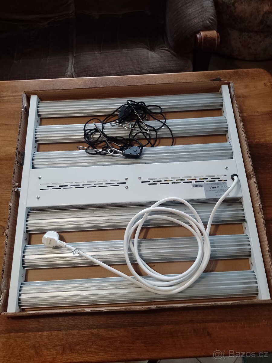 SUNDOCAN 300W- FULLSPEKTRUM GROW LED LIGHT - 2
