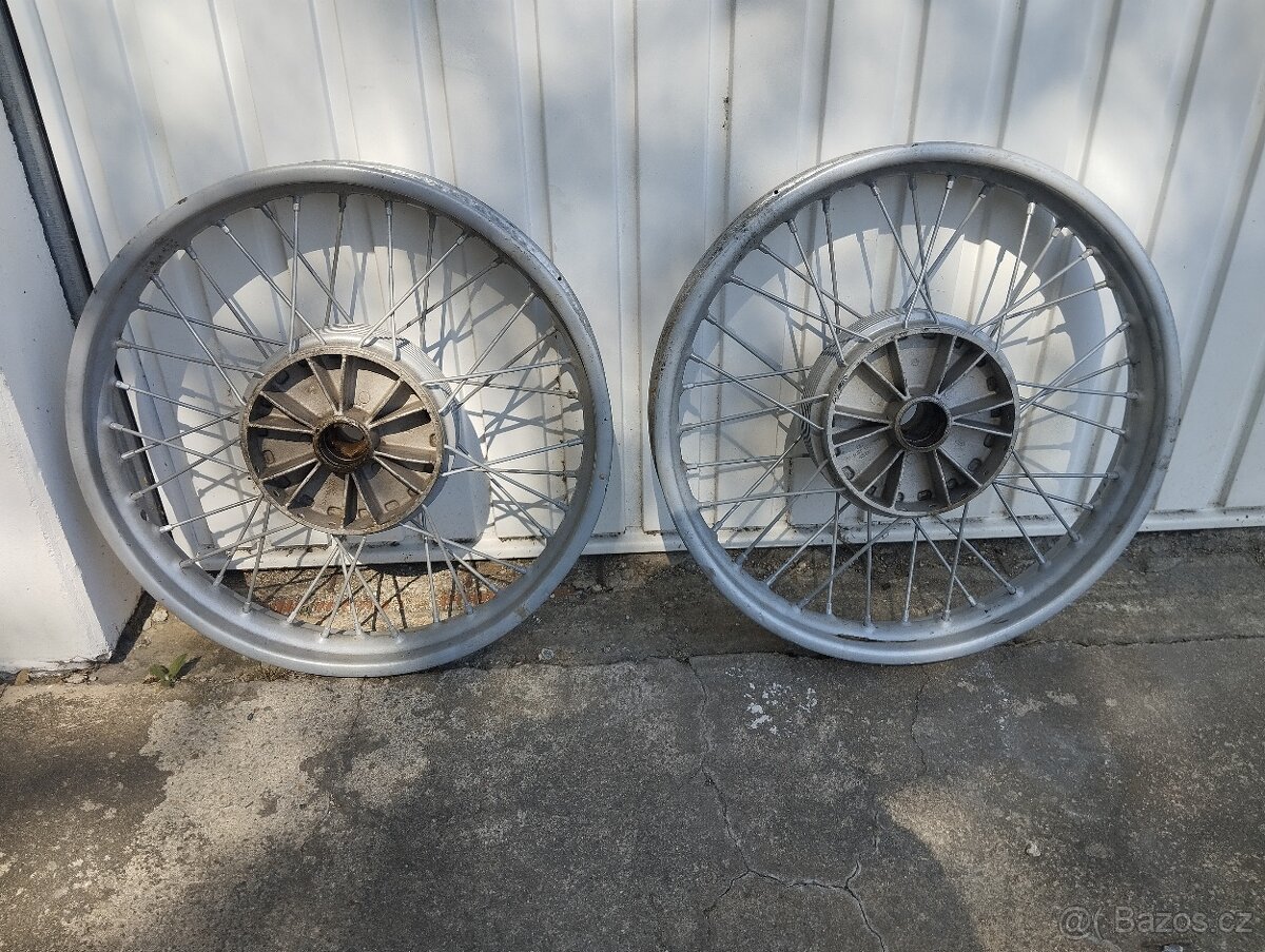 Kola na Jawa 350 - 2
