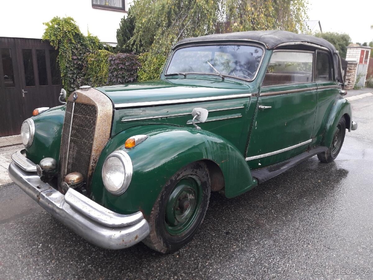 Mercedes 220 - 2