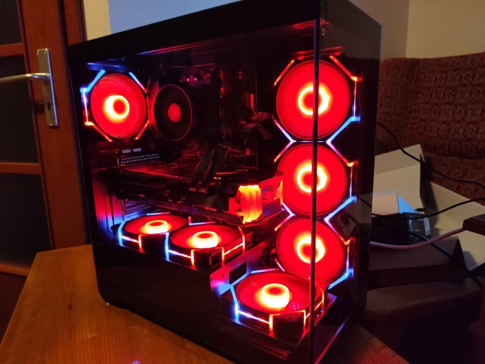 Herní PC RX 6800 XT 16GB, Ryzen 3600, 32GB RAM - 2