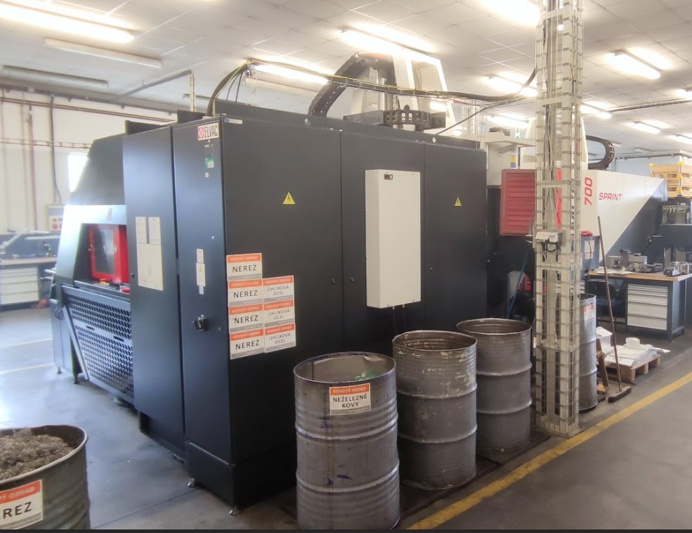 Obráběcí centra - pětiosá MCU 700V - 2