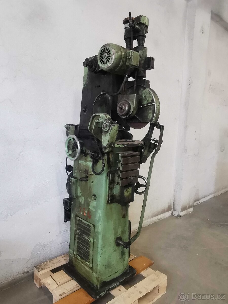 Brúska na pílové kotúče a pásy Stankoimport - 2