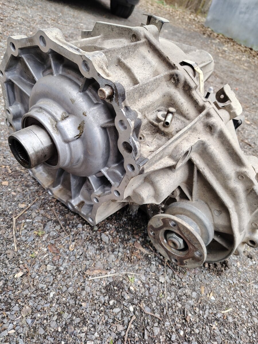 Rozvodovka Nissan Navara D40 2.5dCi - 2