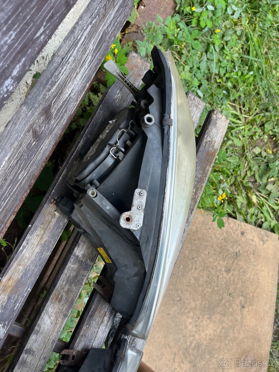 Přední světla sharan - 2