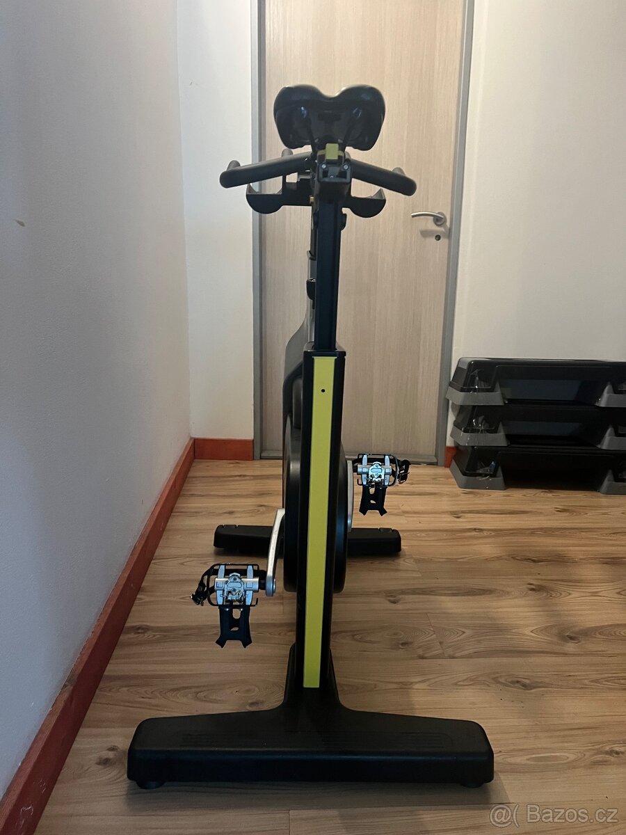 Technogym Group Cycle Connect - špičkový trenažer - 2