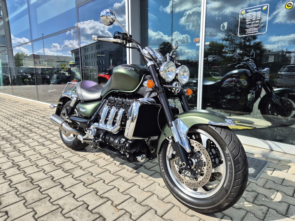 Triumph Rocket III Roadster - 2