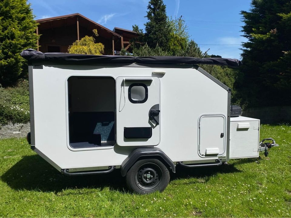 Karavan, obytný přívěs ,rv 2022 skvelý stav. - 2