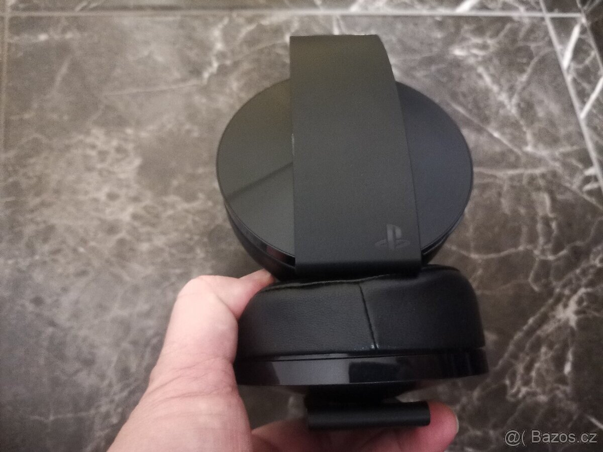 Sluchátka Sony Platinum Wireless headset na PS4 - 2