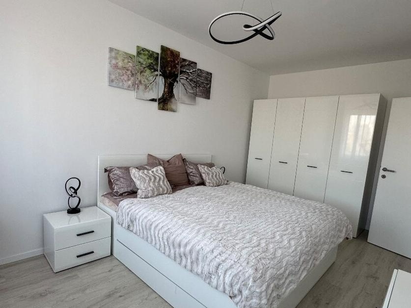 Pronájem bytu 1+1 v Praha, Ječná ulice - 2