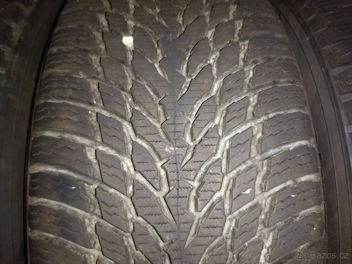 Zimní sada Nokian SnowProof 225/55 R17 101V - 2