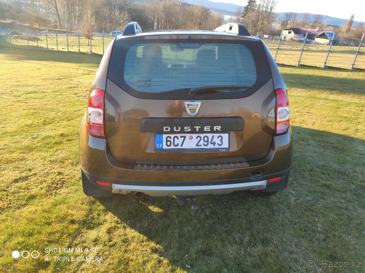DACIA DUSTER 1.6i 4x4 - 2