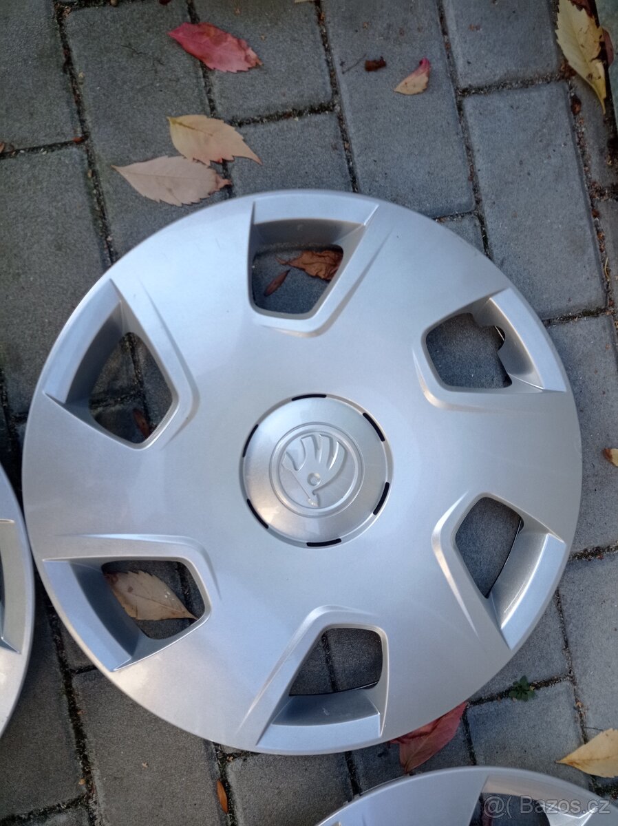 Poklice 15" škoda origo.1. - 2