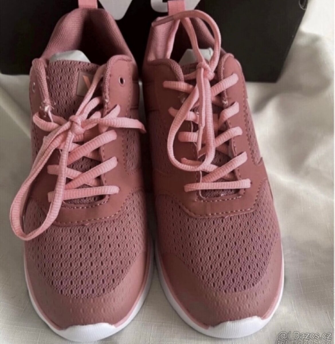 Nové tenisky- botasky zn. Vty (vel 39) - 2