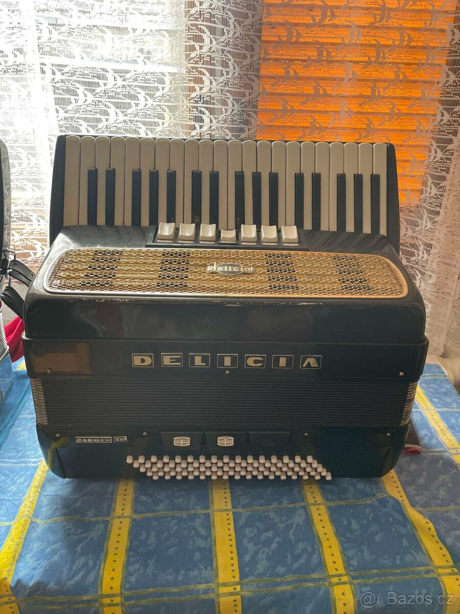 Harmoniky na prodej - 2