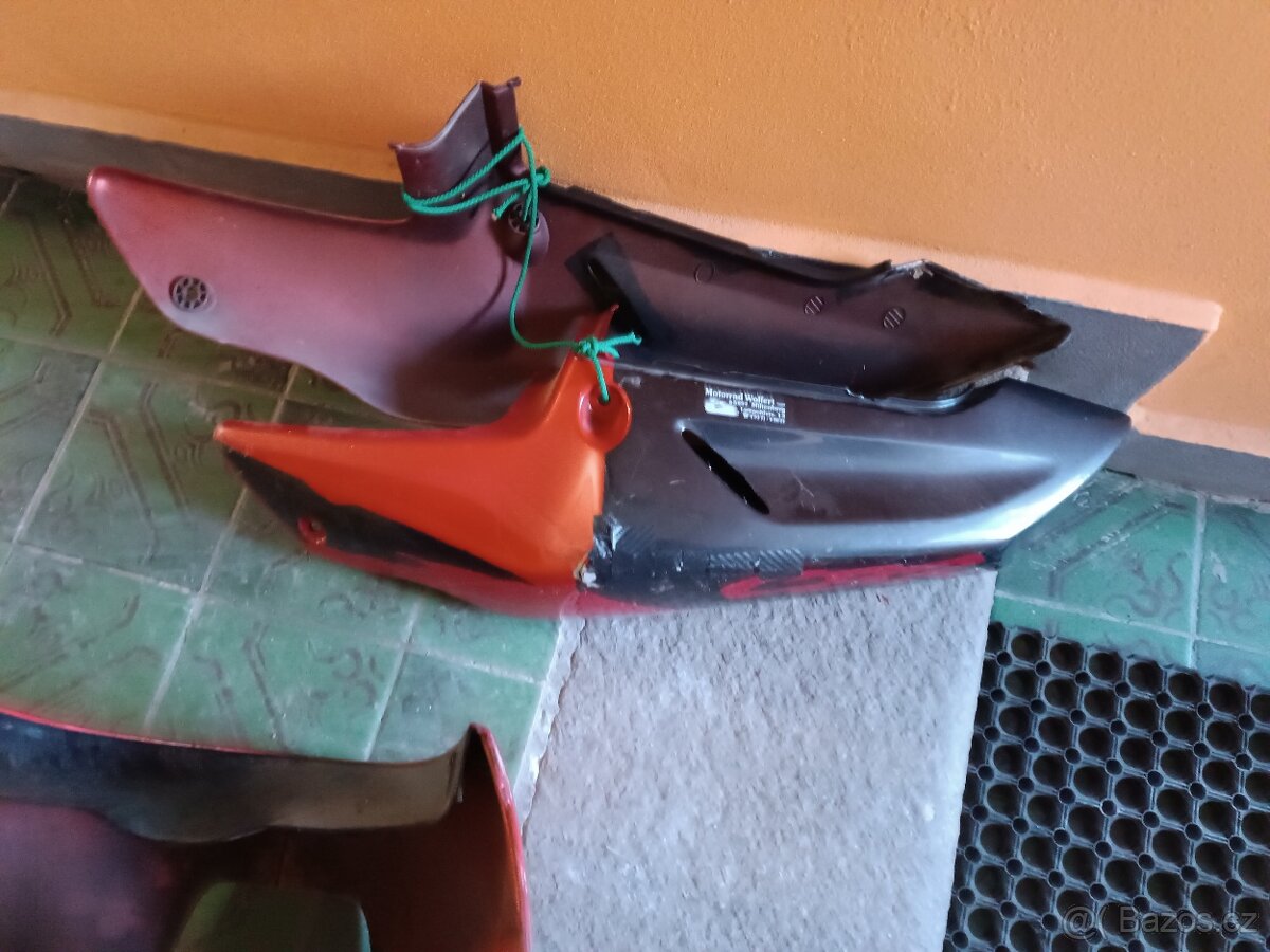 Honda cbr900rr,rok 2000 - 2