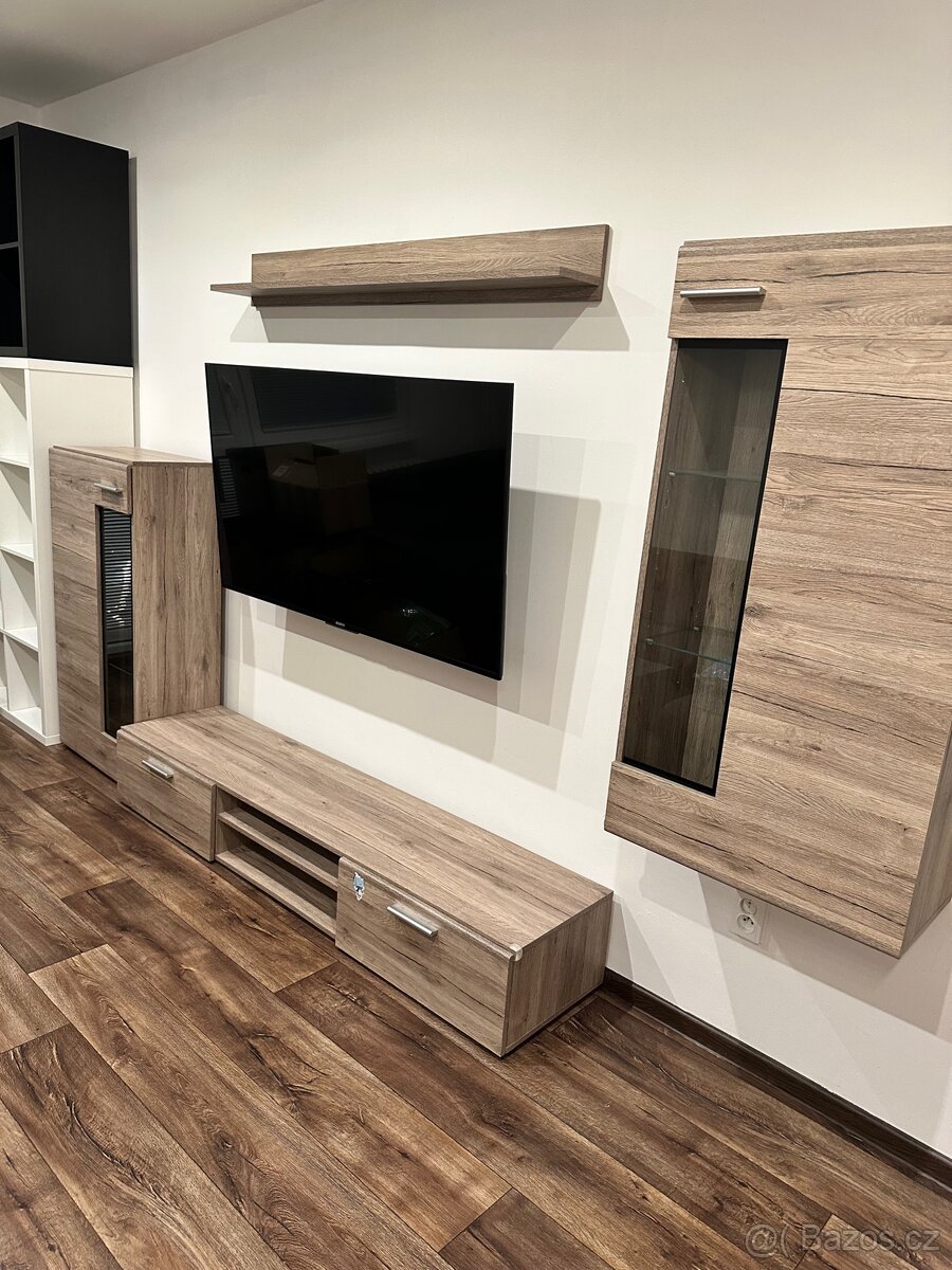 Obývací stěna - 2
