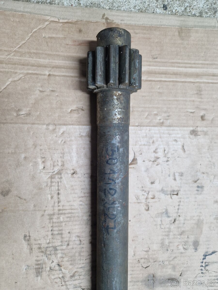 Poloosa zetor 3011 - 2