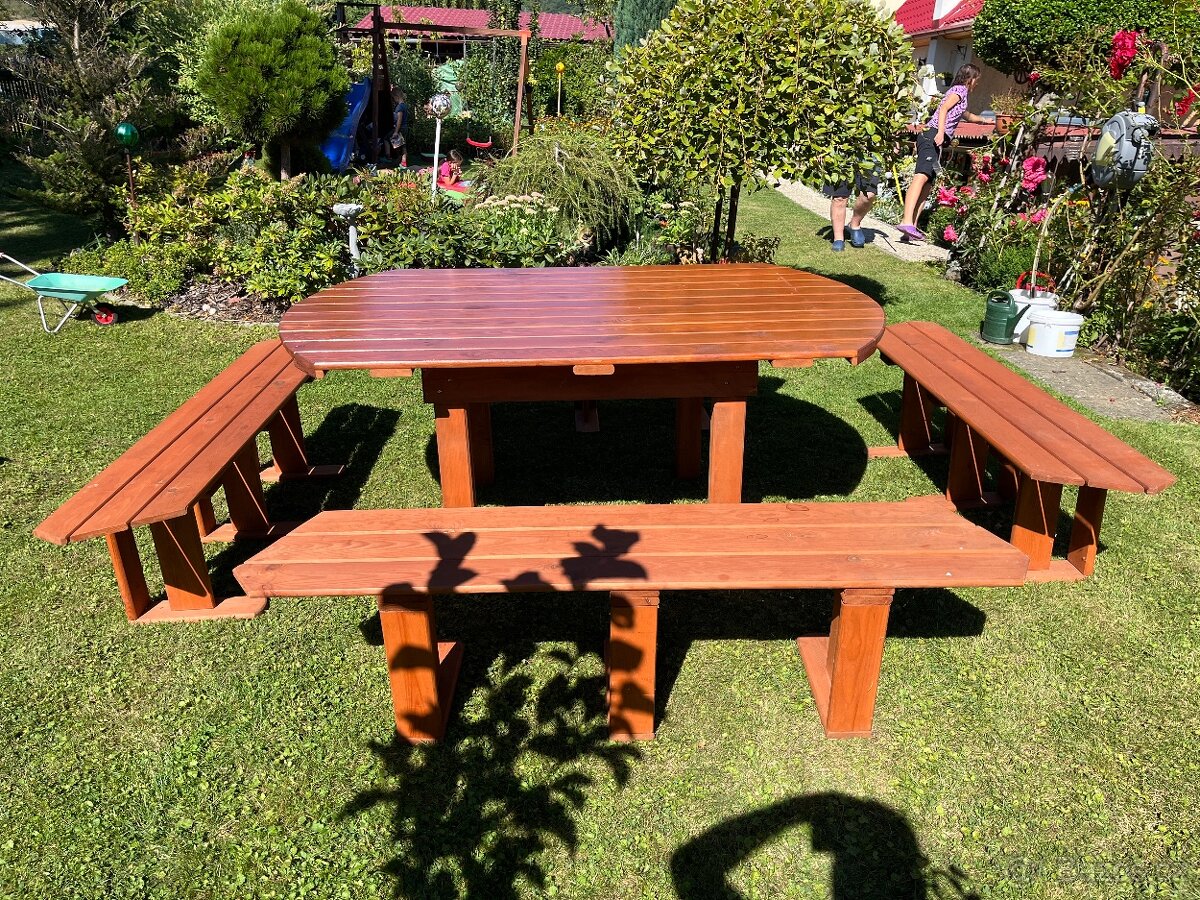 Zahradní sezení - 2