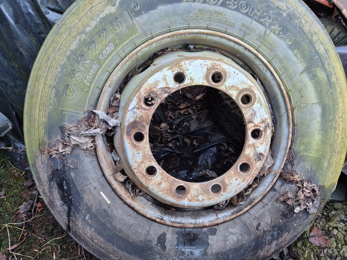 Predni bezdušove kola Tatra - 2