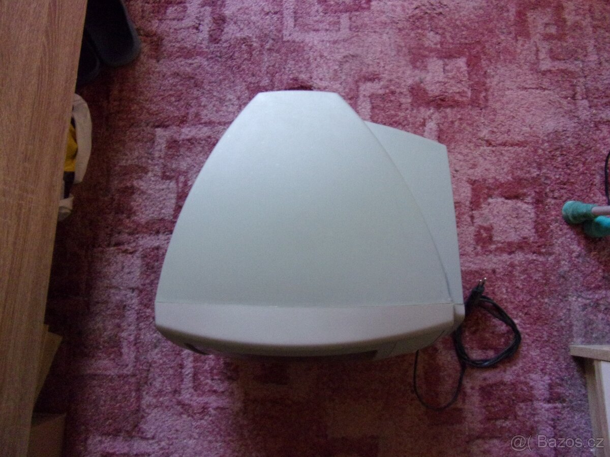 Daruji nebo prodám televizi - 2