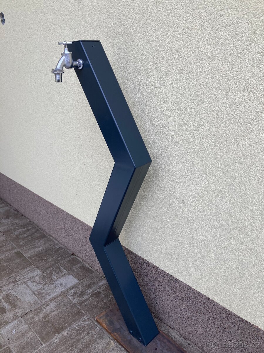 Zahradní vodovodní sloupek - 2