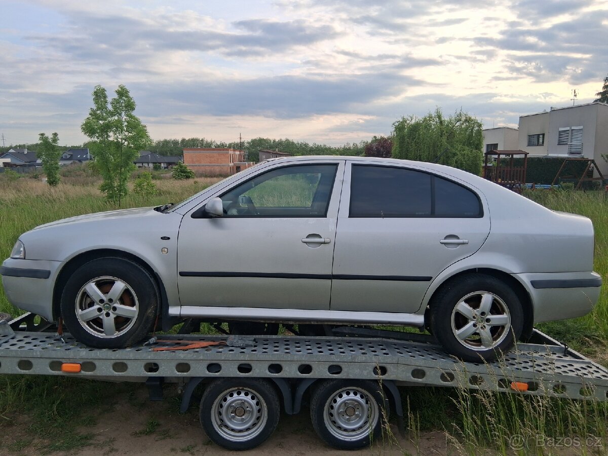 Škoda Octavia 1.9 TDI 81kw díly - 2
