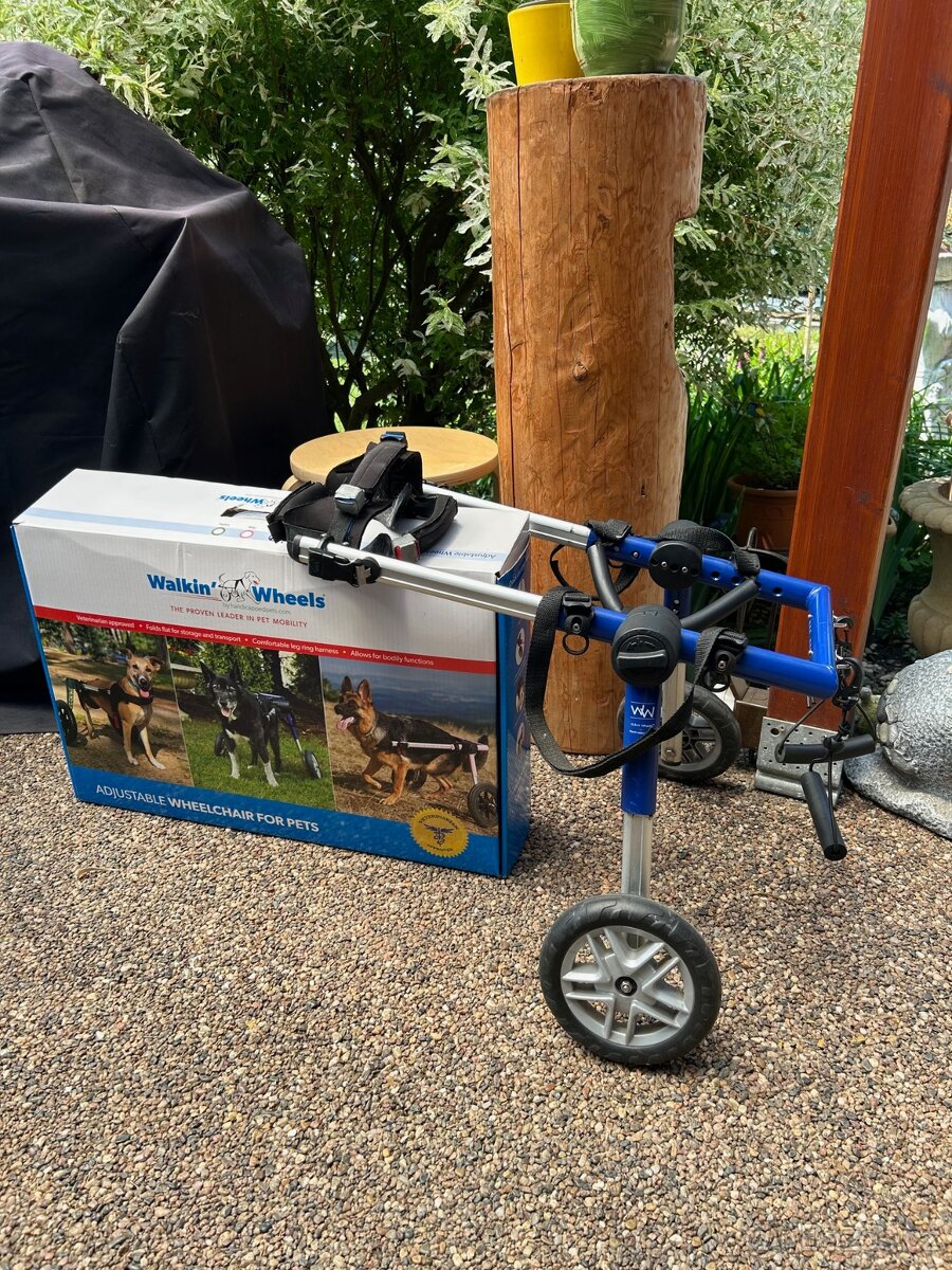 Zadní invalidní vozík pro psy Walkin‘ Wheels - 2