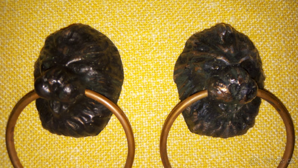 Oboustranné dveřní madlo s motivem lví hlavy - 2