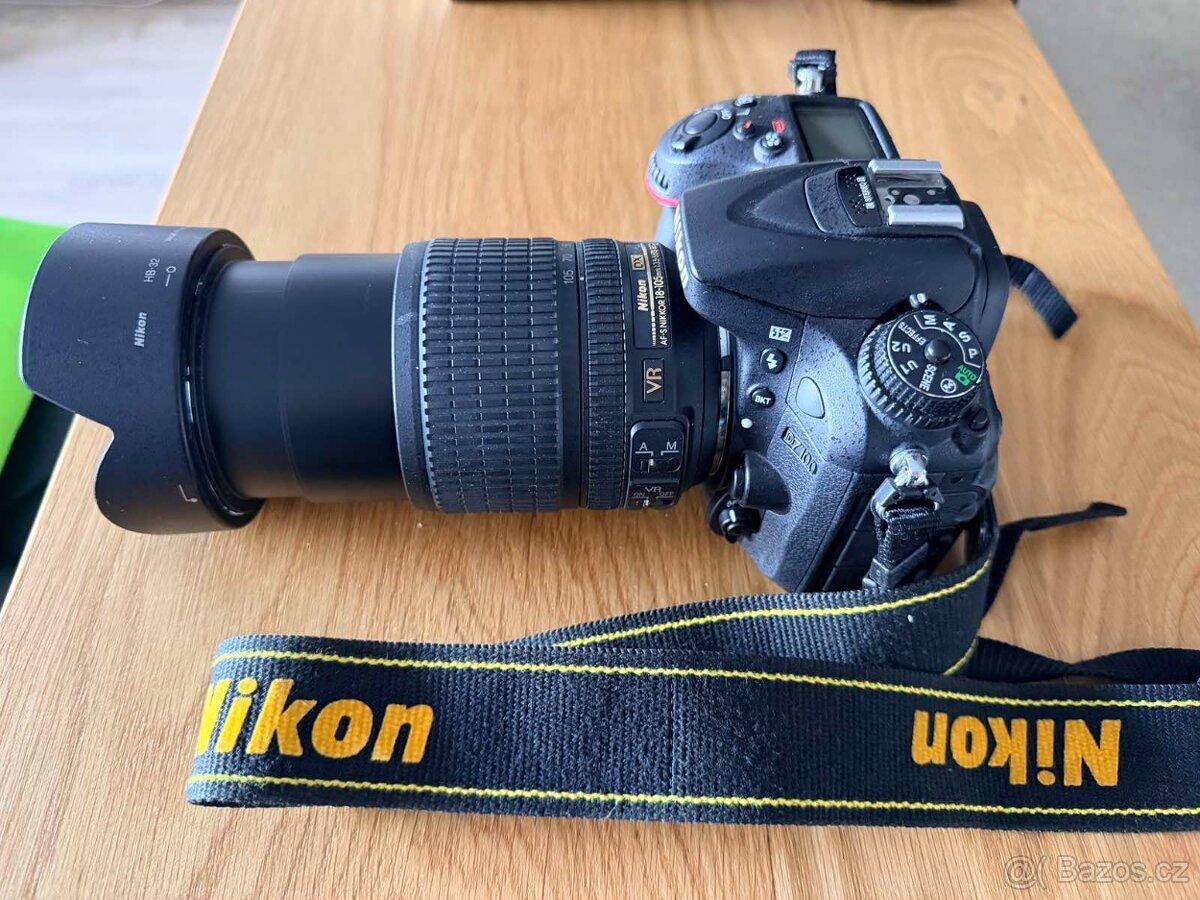 Prodám Nikon D7100 s objektivem 18–105 mm a bleskem Di600 - 2