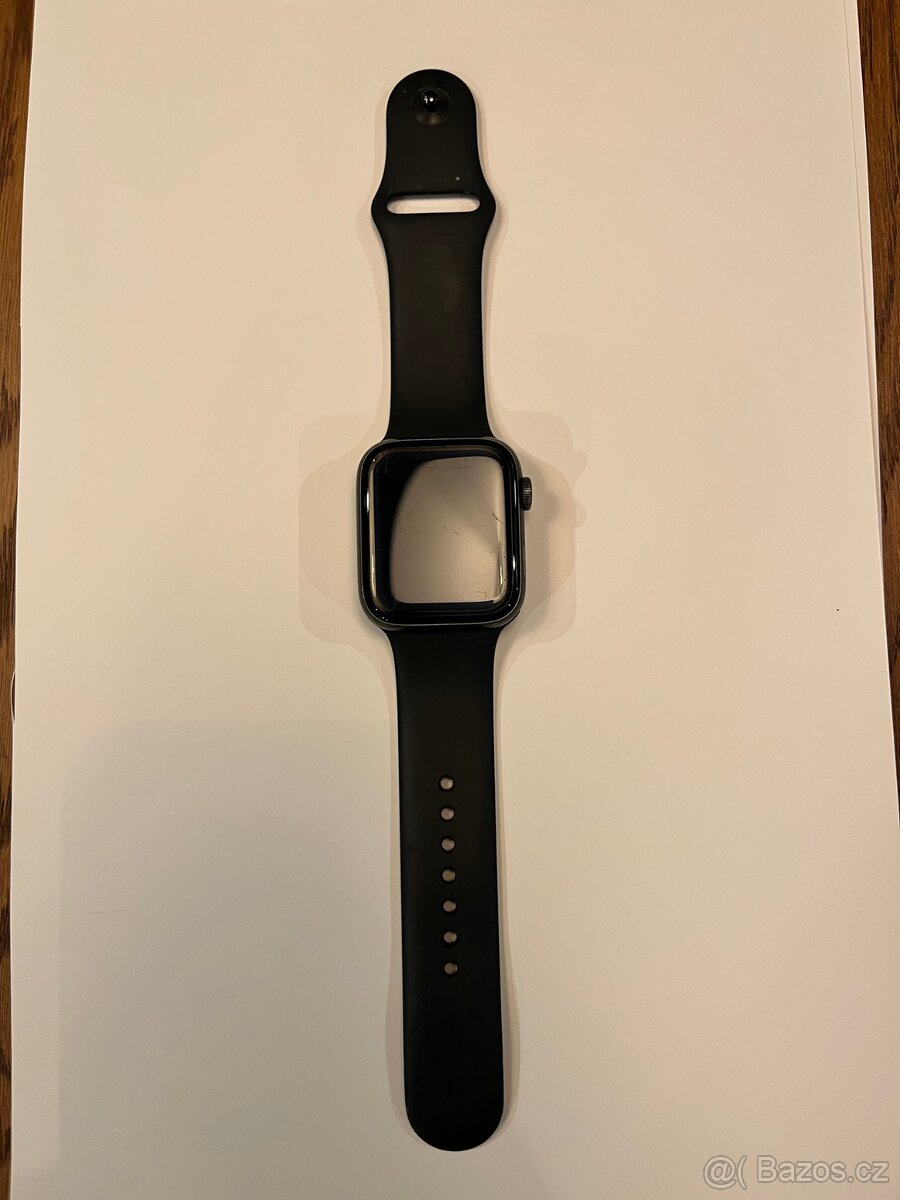 Apple Watch SE 44mm, Aluminium, Black Sport, super stav - 2