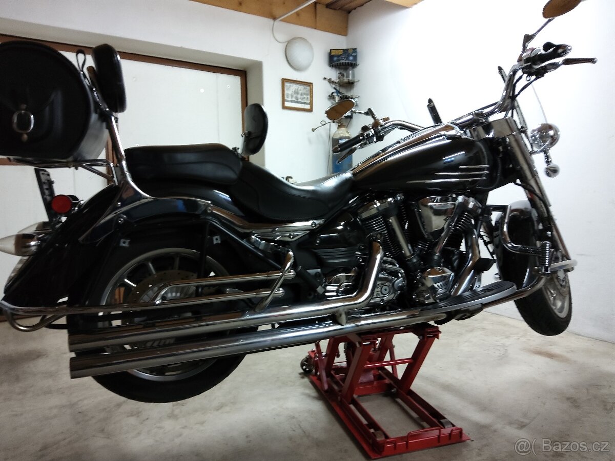 yamaha XV1900 MIDNIGHT STAR - 2