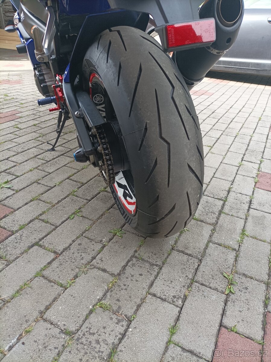 Prodám Yamaha R1 - 2