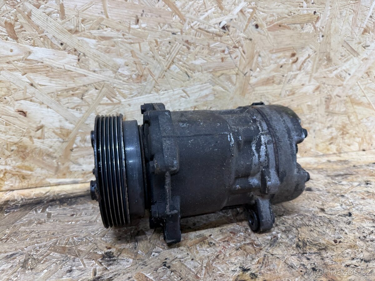 KLIMAKOMPRESOR ŠKODA OCTAVIA 1 / VW GOLF - 2