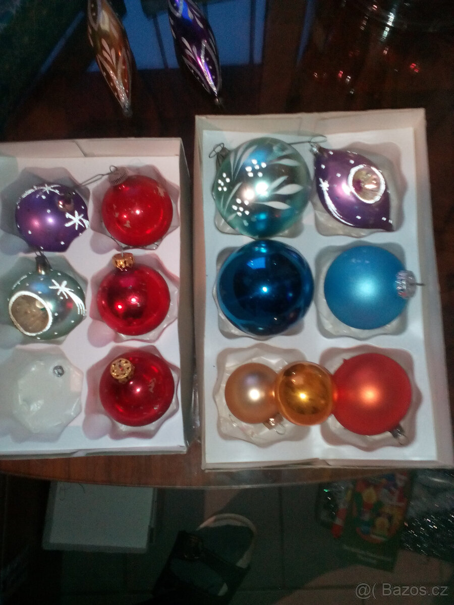 RETRO vánoční ozdoby-lamety,věnečky,svíčky,atd... - 2