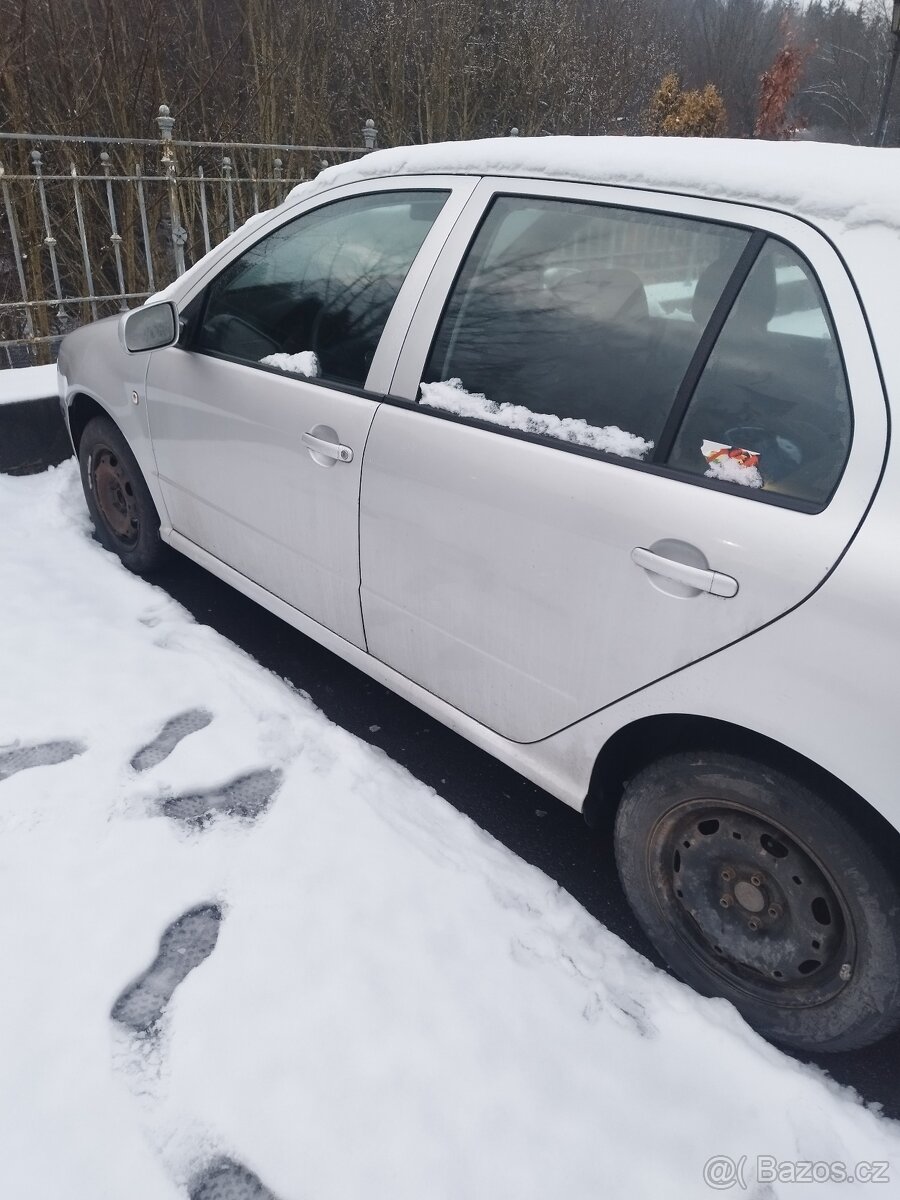 Škoda fabia - 2