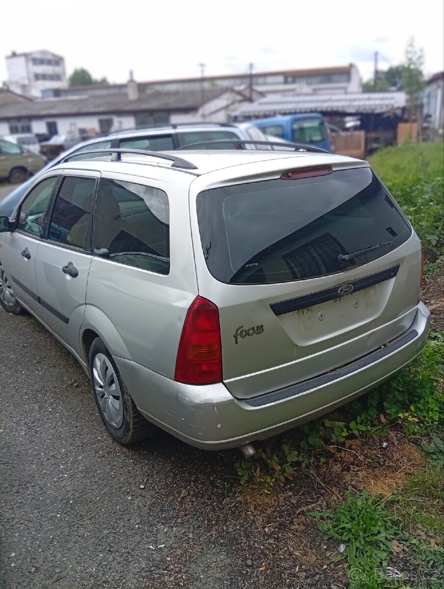 Ford Focus I na díly LEVNĚ - 2