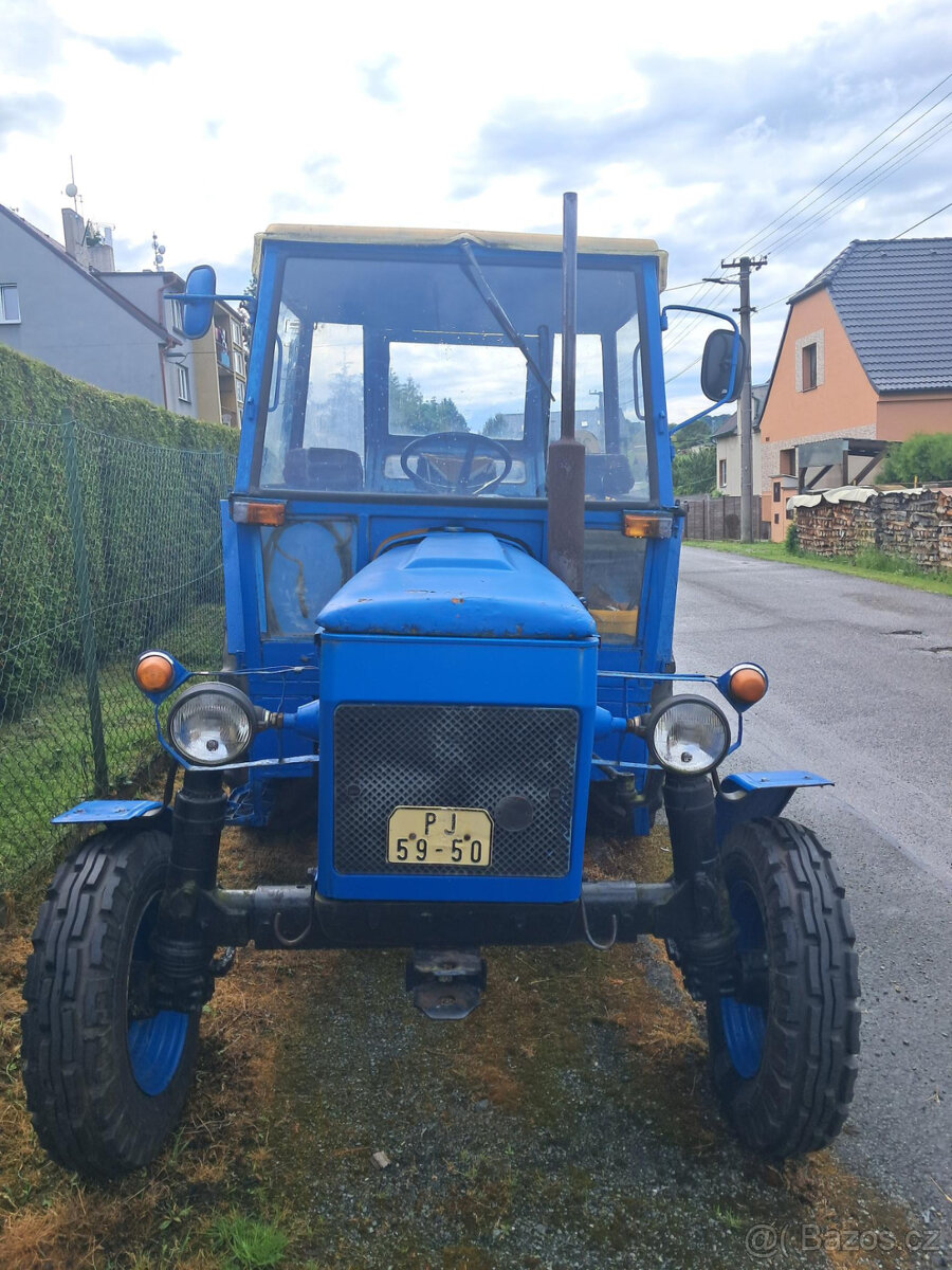 ZETOR Traktor s valníkem - 2