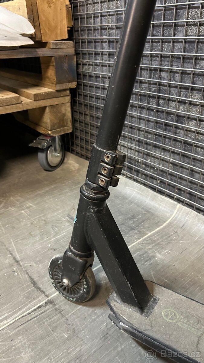 Classic V8 Freestyle Koloběžka - 2